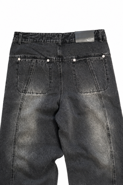 3-PANEL SCULPTED DENIM