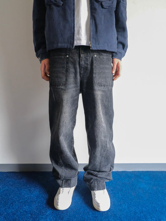 3-PANEL SCULPTED DENIM