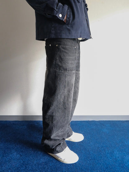 3-PANEL SCULPTED DENIM